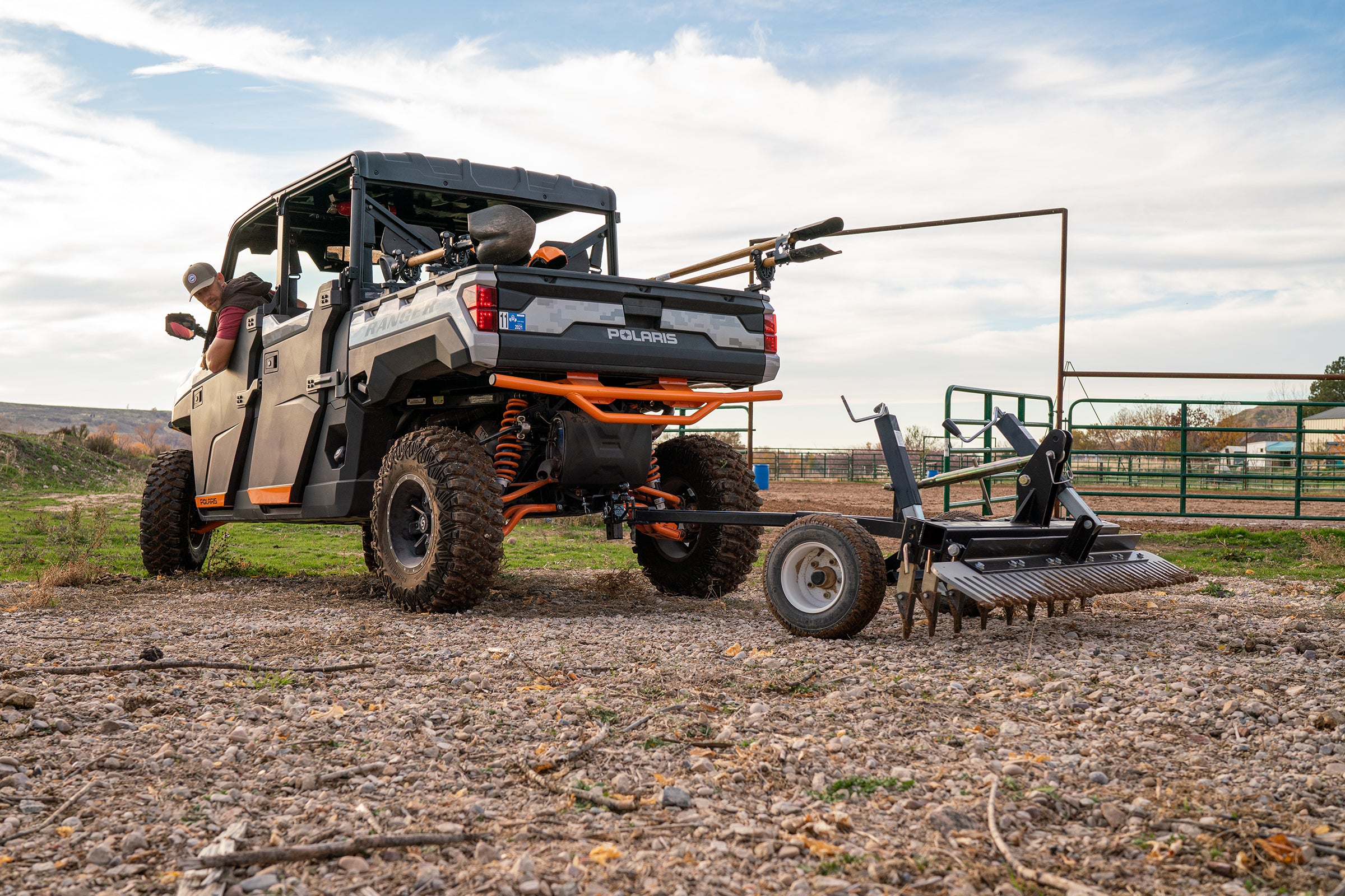 TRIO 2" HD HITCH w/ 2" BALL MOUNT