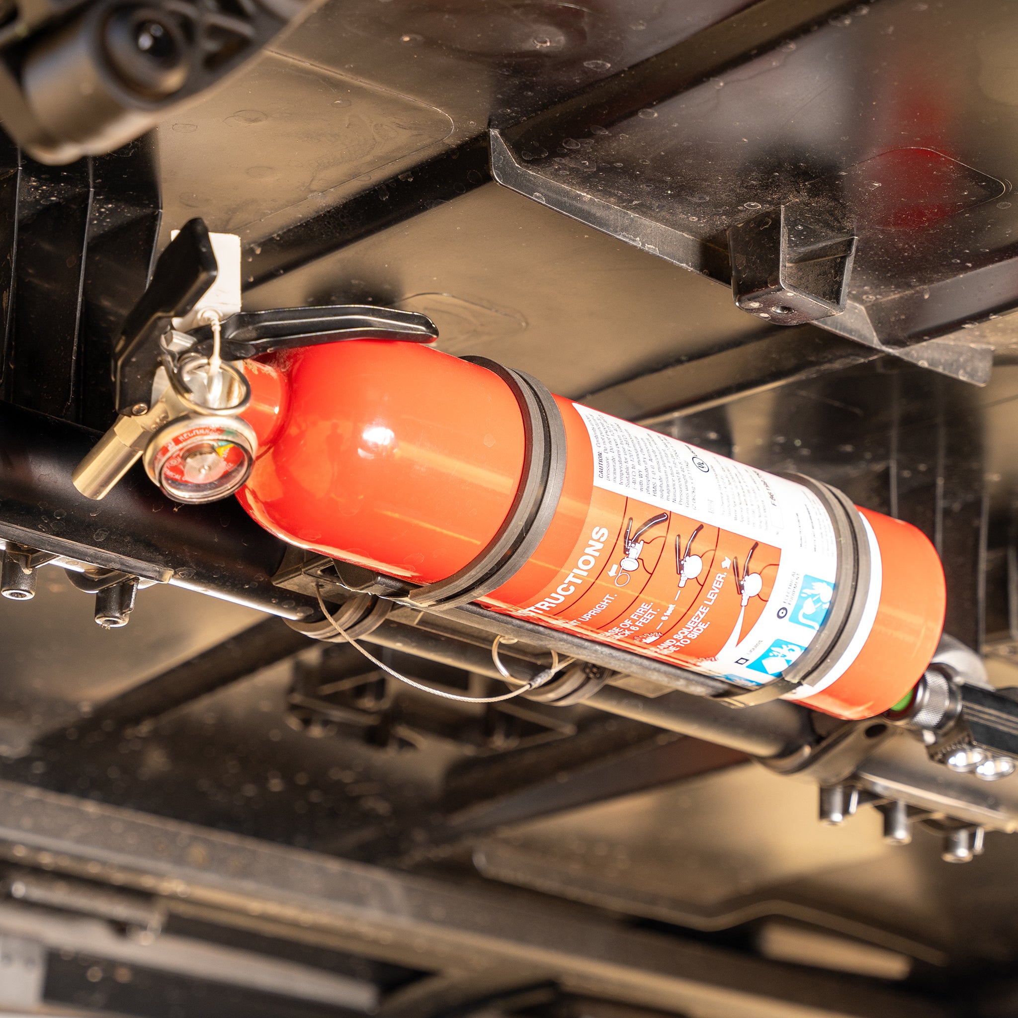ELITE UTV FIRE EXTINGUISHER MOUNT